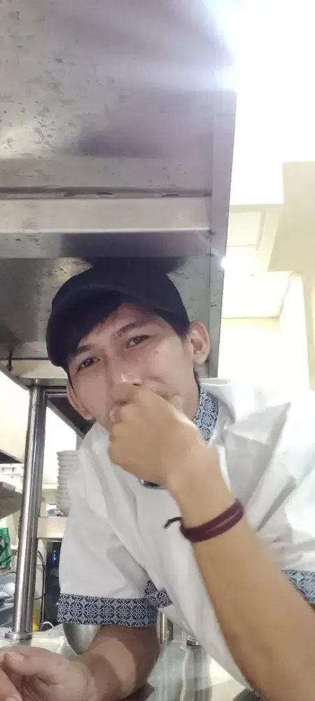 Nyari lowongan kerjaan cook helper/junior cook/helper