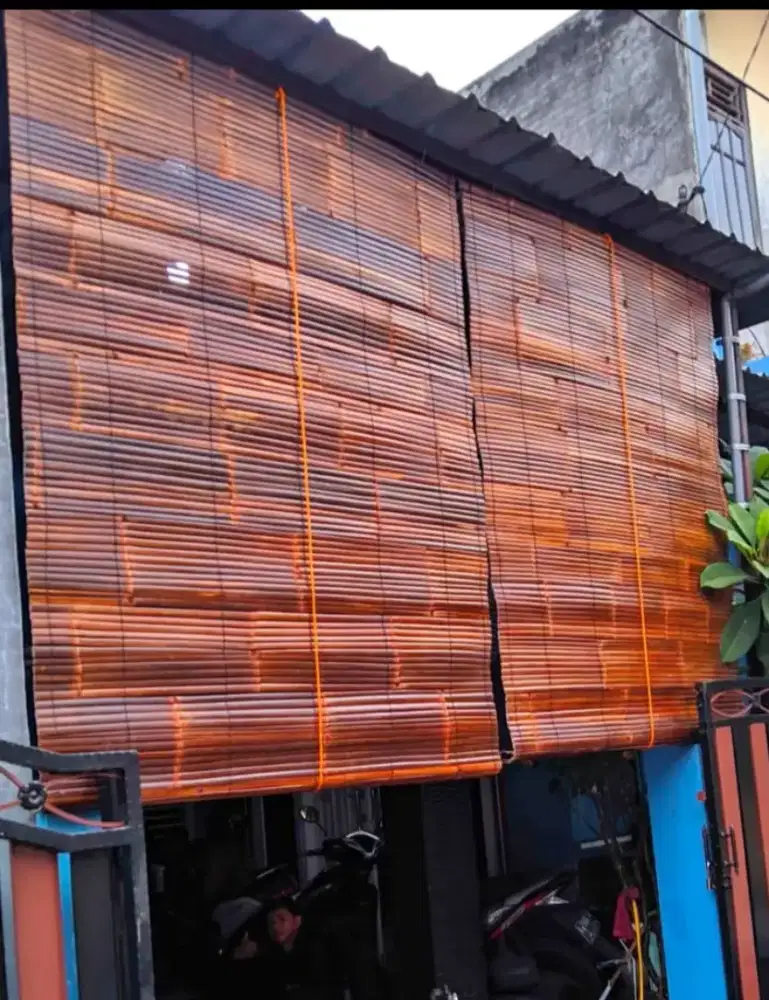 tirai bambu wulung hitam