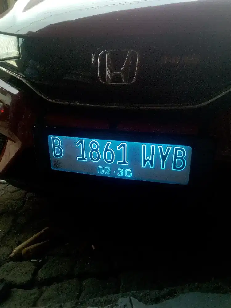 Variasi Plat Nomor Nyala Angka