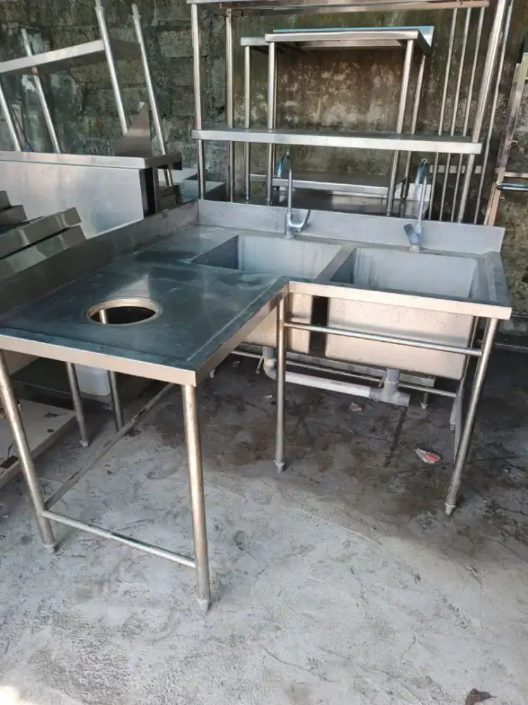 Double sink bentuk L shape