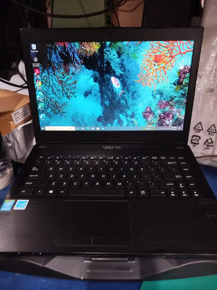 Laptop Asus Pro P2420L