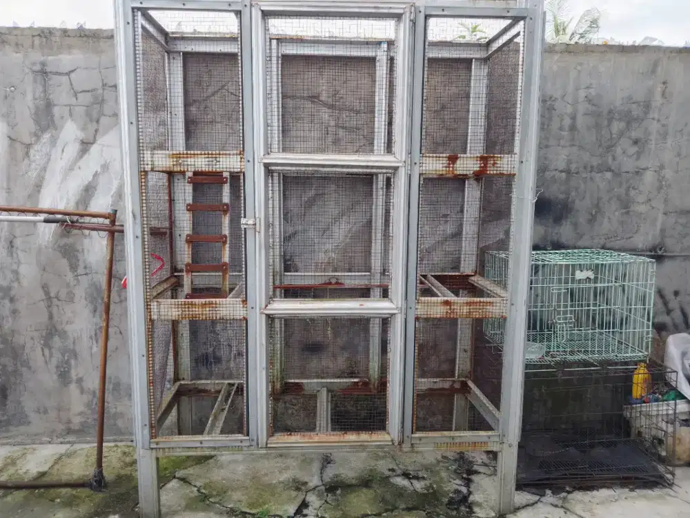 Kandang hewan/kucing bertingkat 3