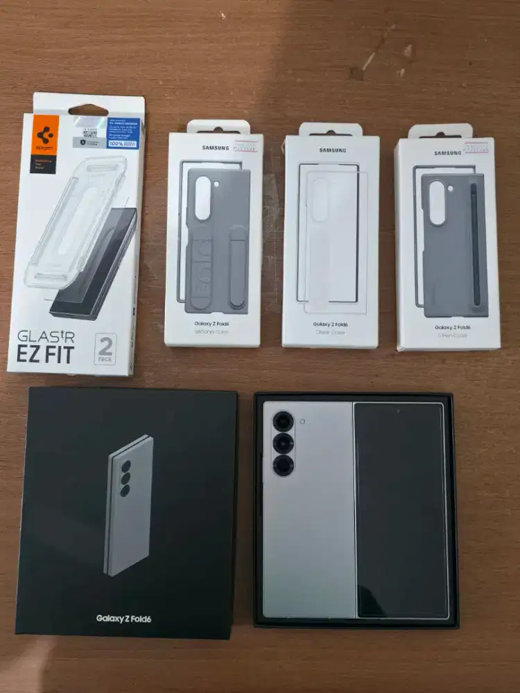 Samsung Z Fold 6 Silver 12/256 Full Accesoris