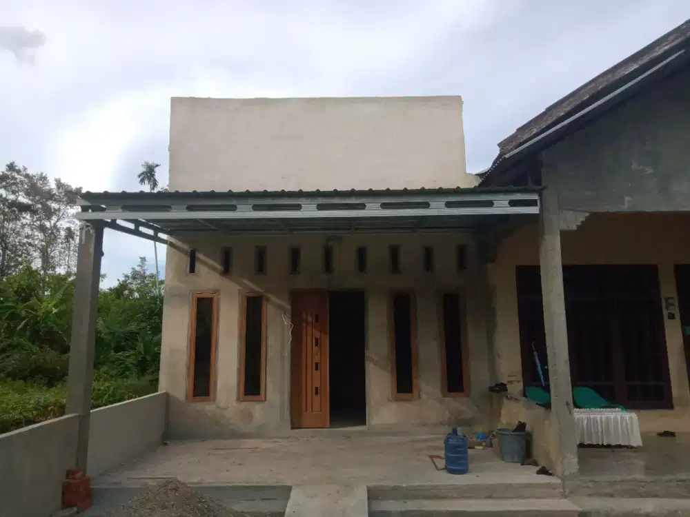 Kanopi baja ringan minimalis