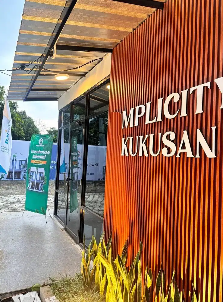 Rumah Sim. Kukusan (230 meter dari Gerbang Tol Kukusan-3) Baru Mewah Murah di Kota Depok Jual Dijual