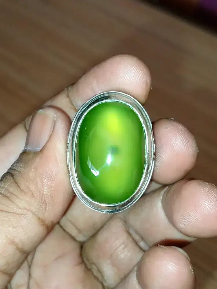 Cincin Batu Hijau Cincau HQ