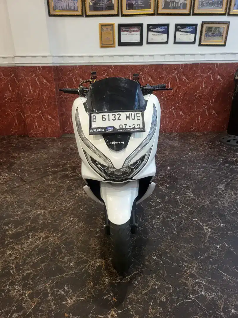 HUB KIKI DP 1JT PCX 150CBS 2019 LIKE NEW BISA BAYAR SETELAH SAMPAI