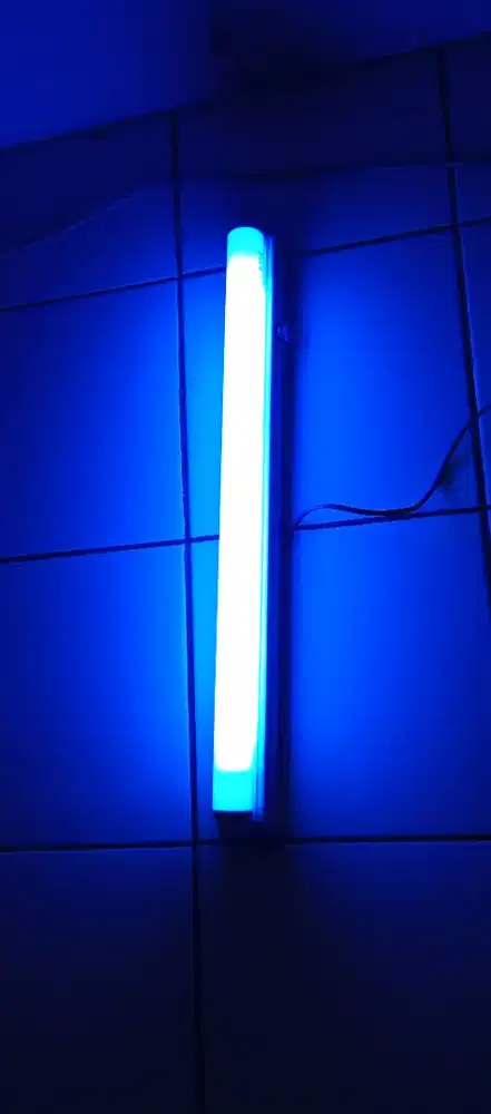Lampu Bilirubin / Blue Light lampu bayu kuning