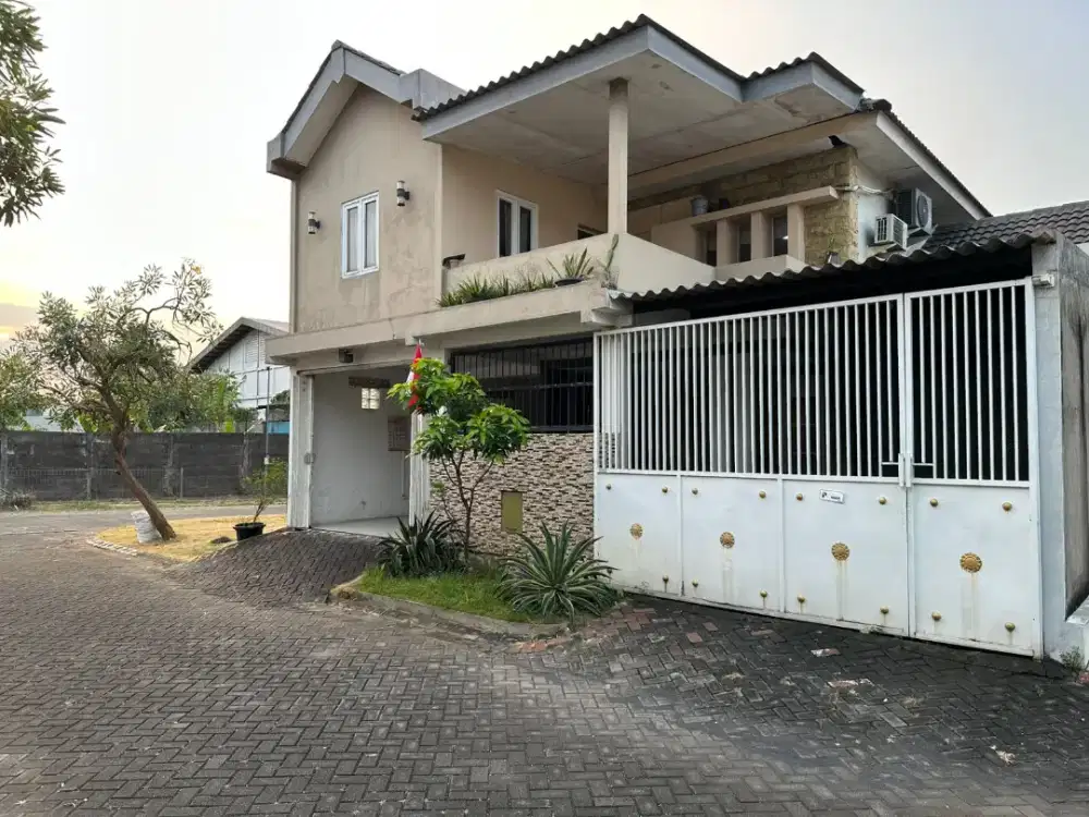 ‼️HARGA B.U‼️ Rumah 2 Lantai di Puri Surya Jaya Dekat Deltasari Waru