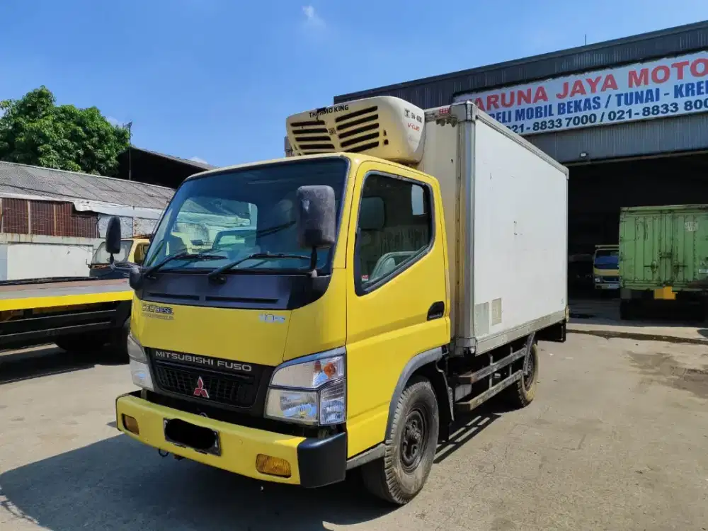 Mitsubishi Canter 4 Roda Box frezer Tahun 2015