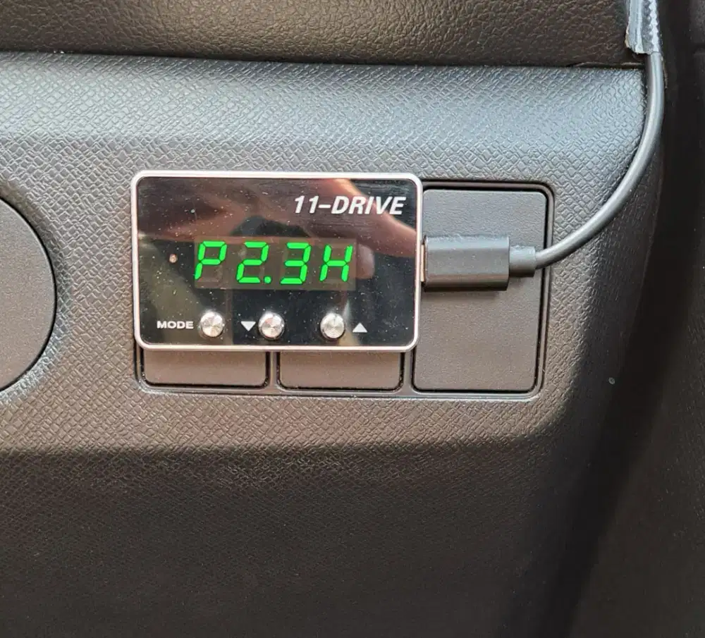 11 Drive throttle controller