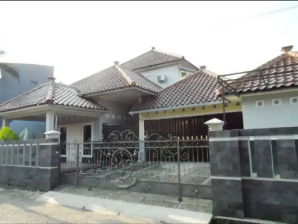 SEWA / JUAL RUMAH MEWAH