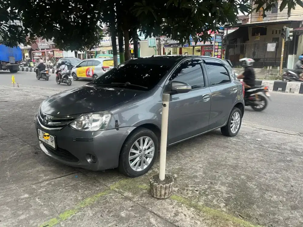 ETiOS VALCO 1.2 MT (Ss Komplit & Pajak ON)