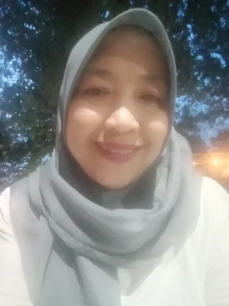 Mencari kerjaan jaga warung atau cuci gosok