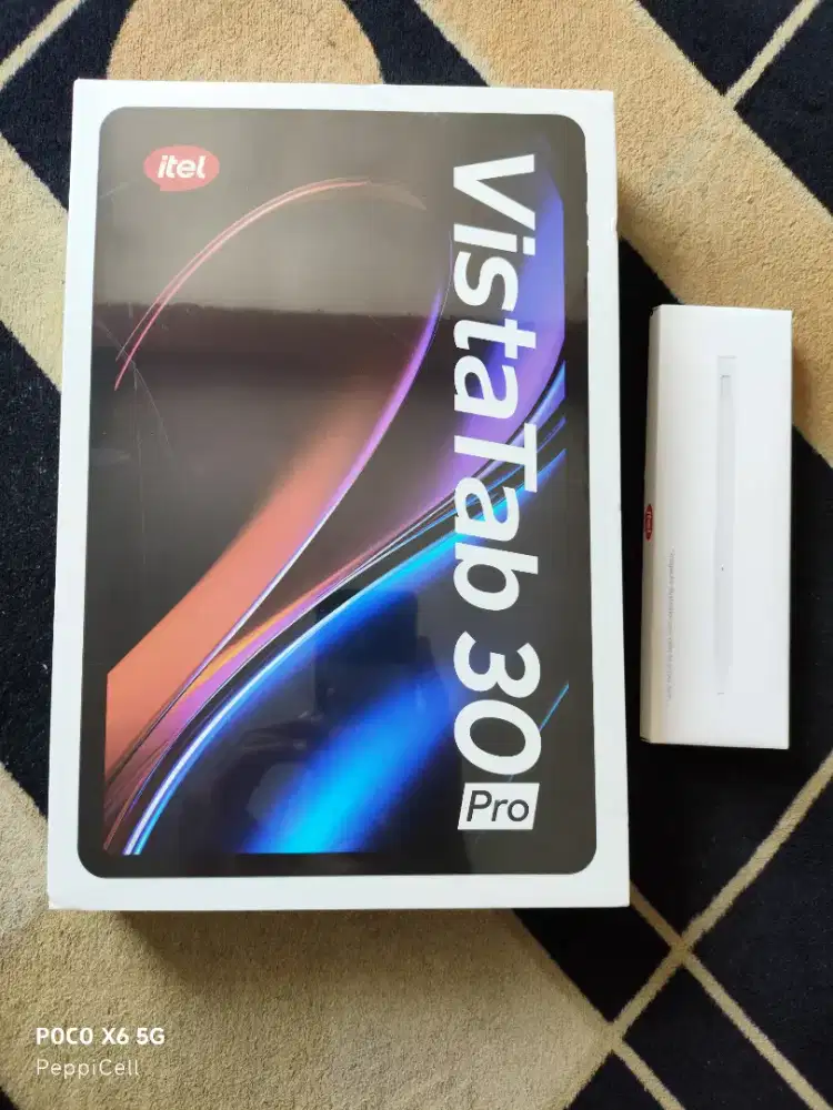 Tablet 4G itel VistaTab 30 Pro 8/256 GB + Free Smart Keyboard