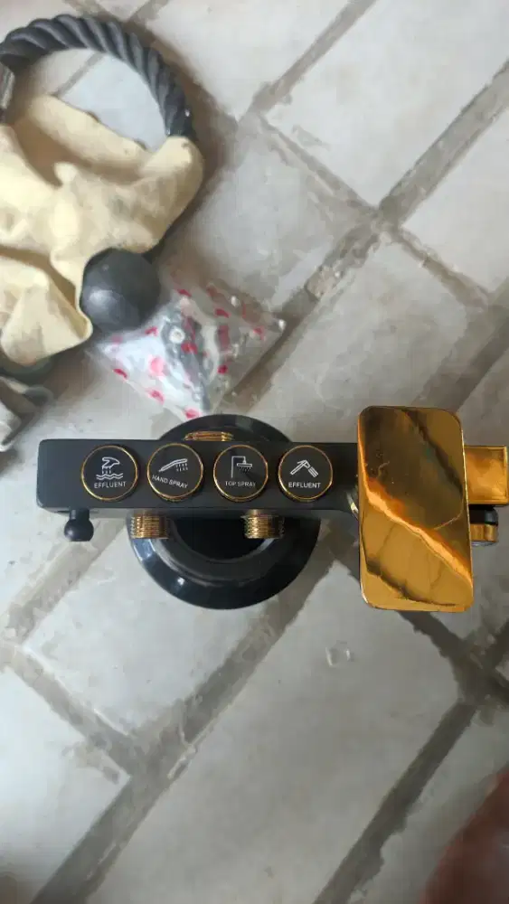 SHOWER KAMAR MANDI 4 FUNGSI