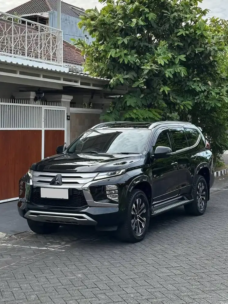 Pajero Sport Dakar Matic 2022 Uero 4 istimewa low km