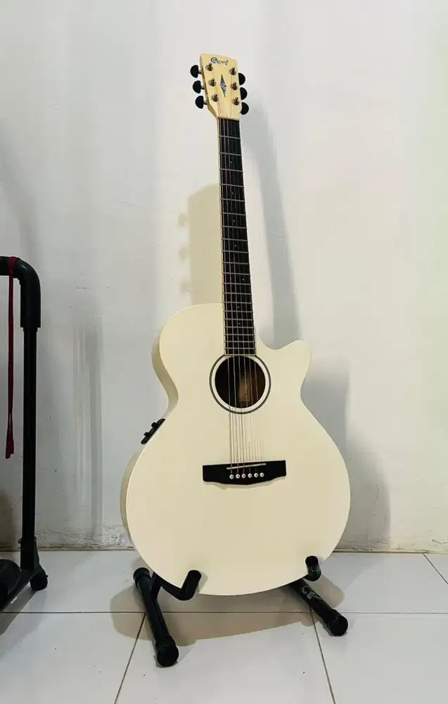 Gitar CORT SFX-1F Top Solid Original
