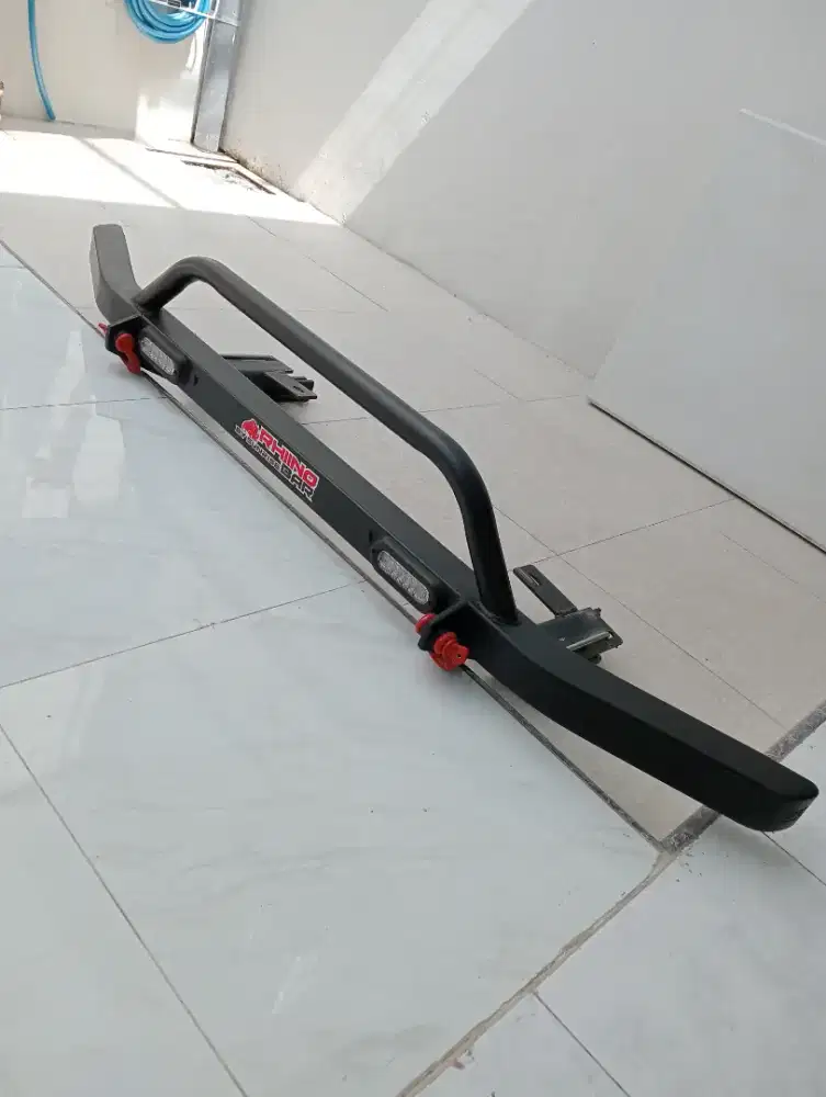 Bemper Depan Rhiino Bar + lampu LED