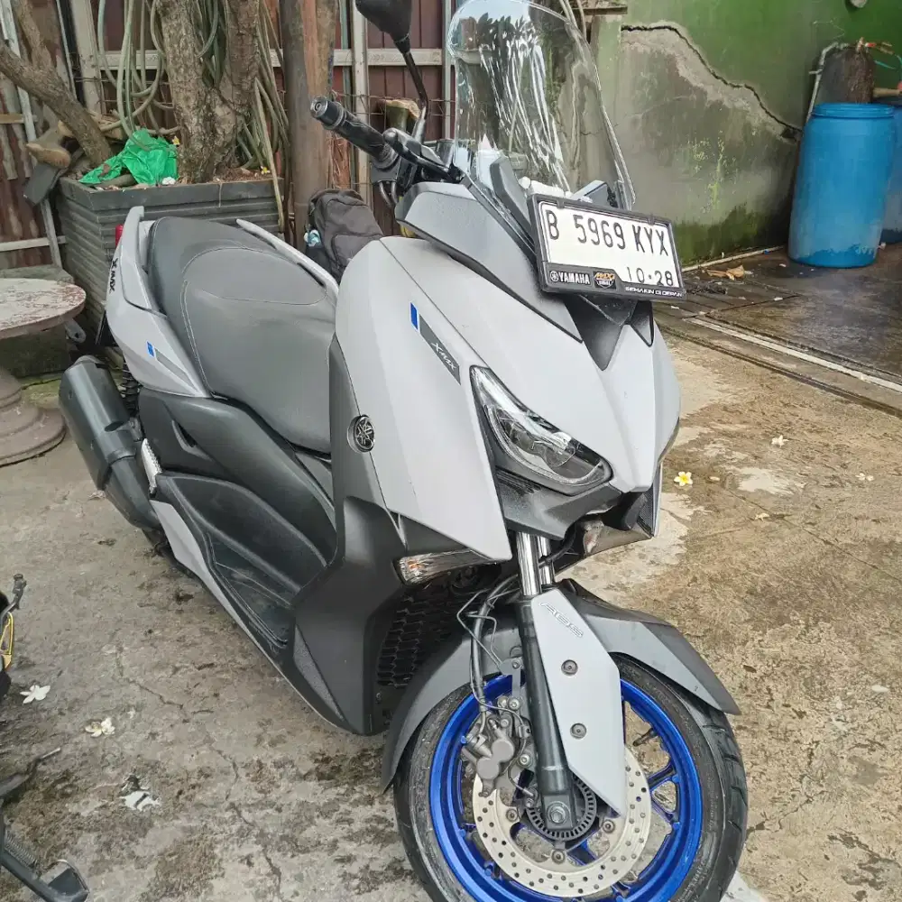 Xmax 250 Matt Grey tangan 1 dari baru