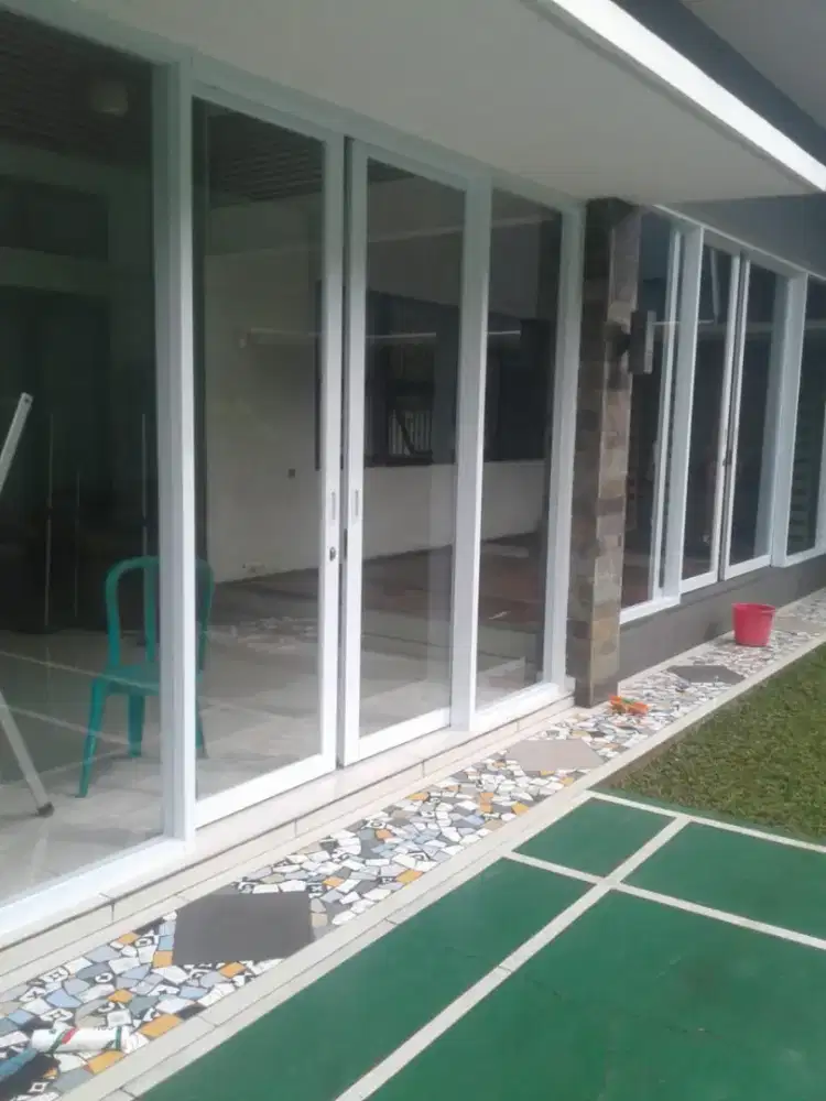 Kusen aluminium bergaransi