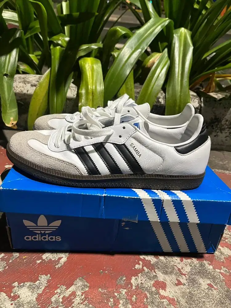 SEPATU CASUAL SAMBA WHITE OG SIZE-44