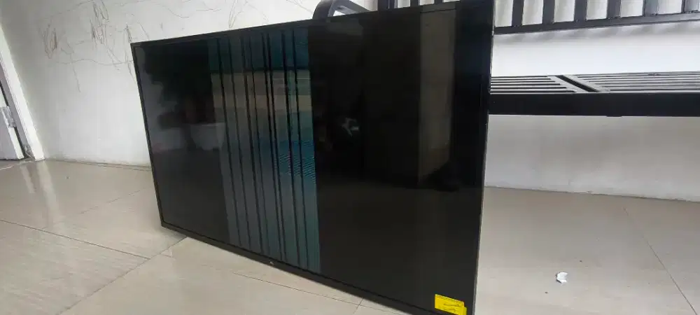 Dijual tv led tipe  L43M5-AN mi tv