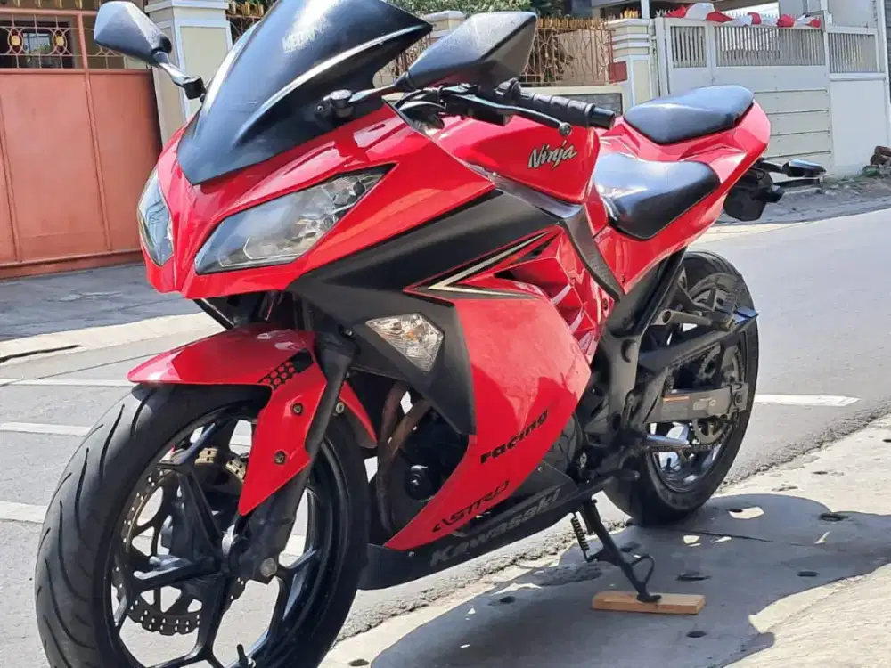 Ninja 250fi 2016 RED