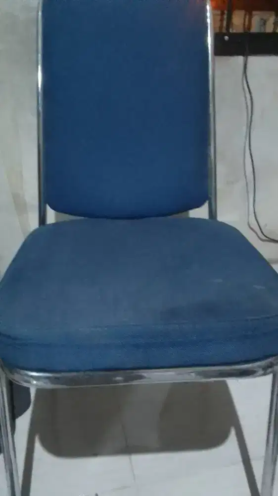 Kursi busa layak pakai