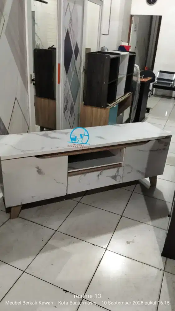 Diskon! Stand TV ready