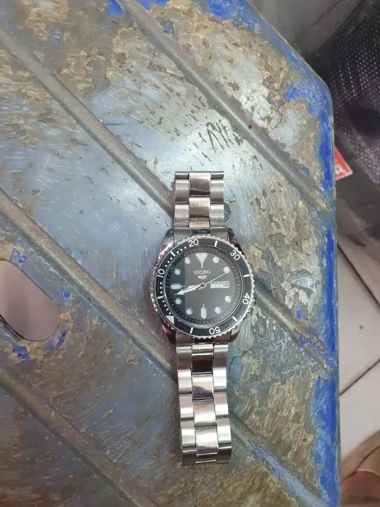 Jam Tangan Seiko 9379 Pria Analog Jual Unit Tanpa Dus Kondisi Bagus