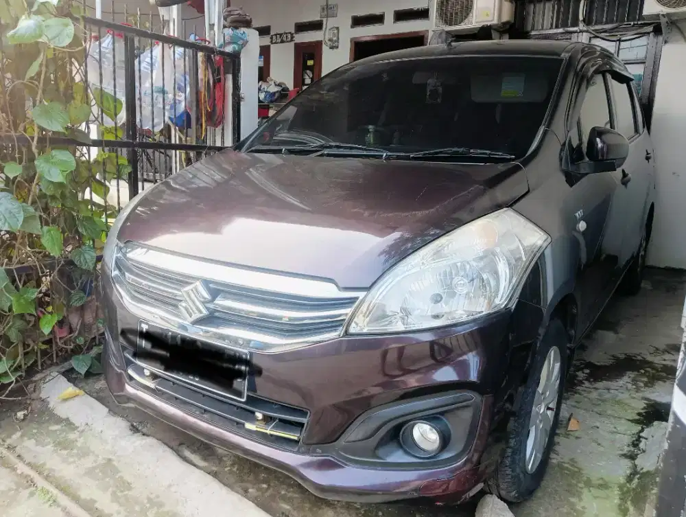 Ertiga GL 2016 merah marun