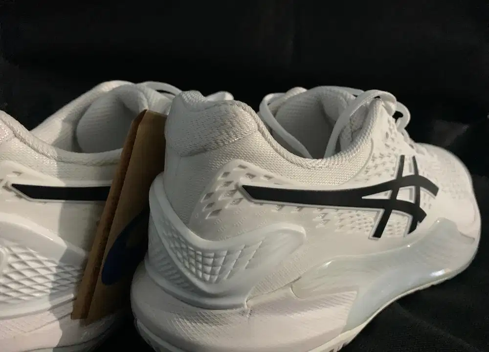 Asics Resolution 9 putih