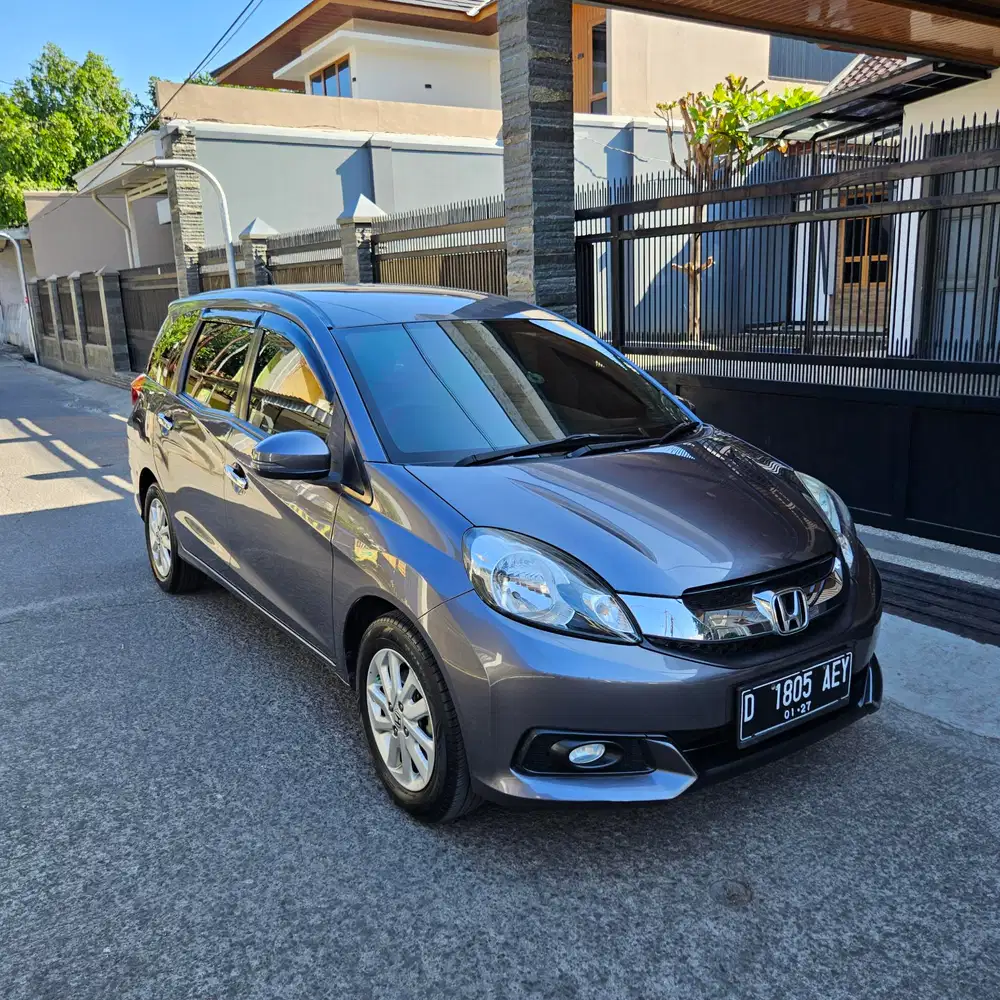 Honda Mobilio e rs 2016 pemakaian 2017