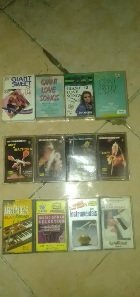 Slhkn plh slh 1 paket isi 4 kaset pita lagu lawas kond bgs hrg murah