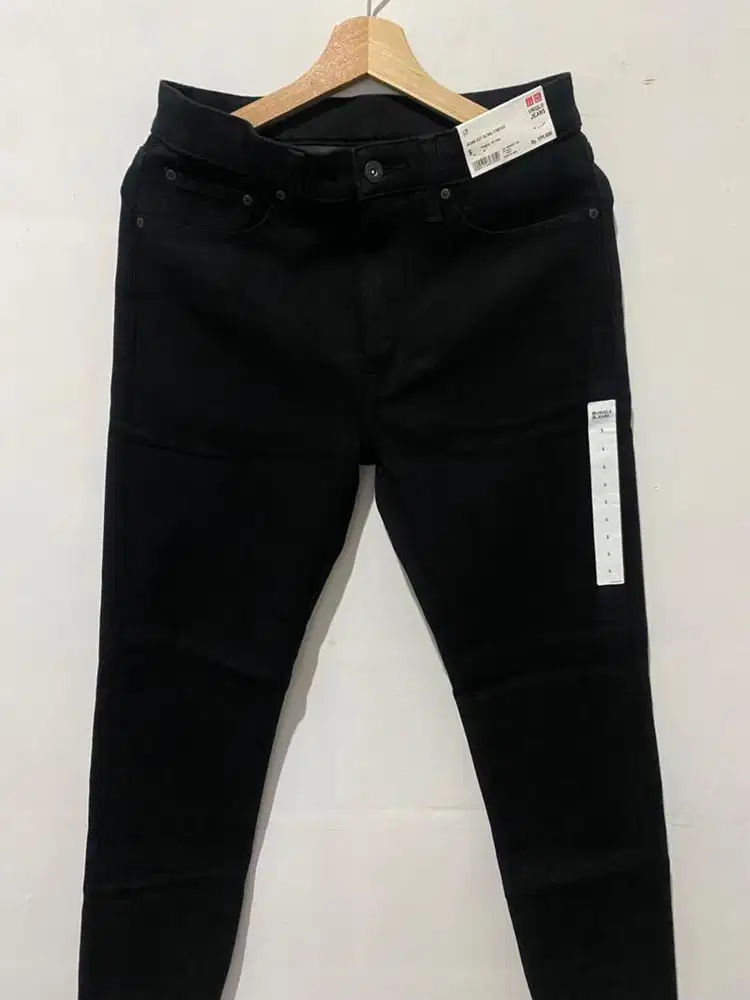 Uniqlo Jeans Ezy Ultra Stretch Size S