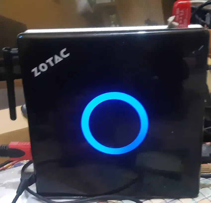 Mini ZOTAC ZBOX-ID83 i7 normal semua