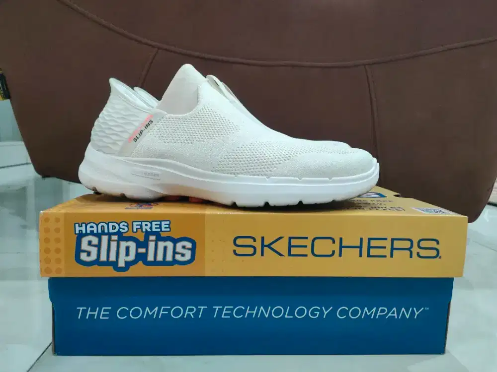 Sepatu Skechers Slip-ins