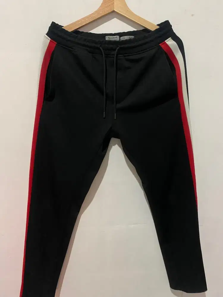 Celana Pull & Bear Size S