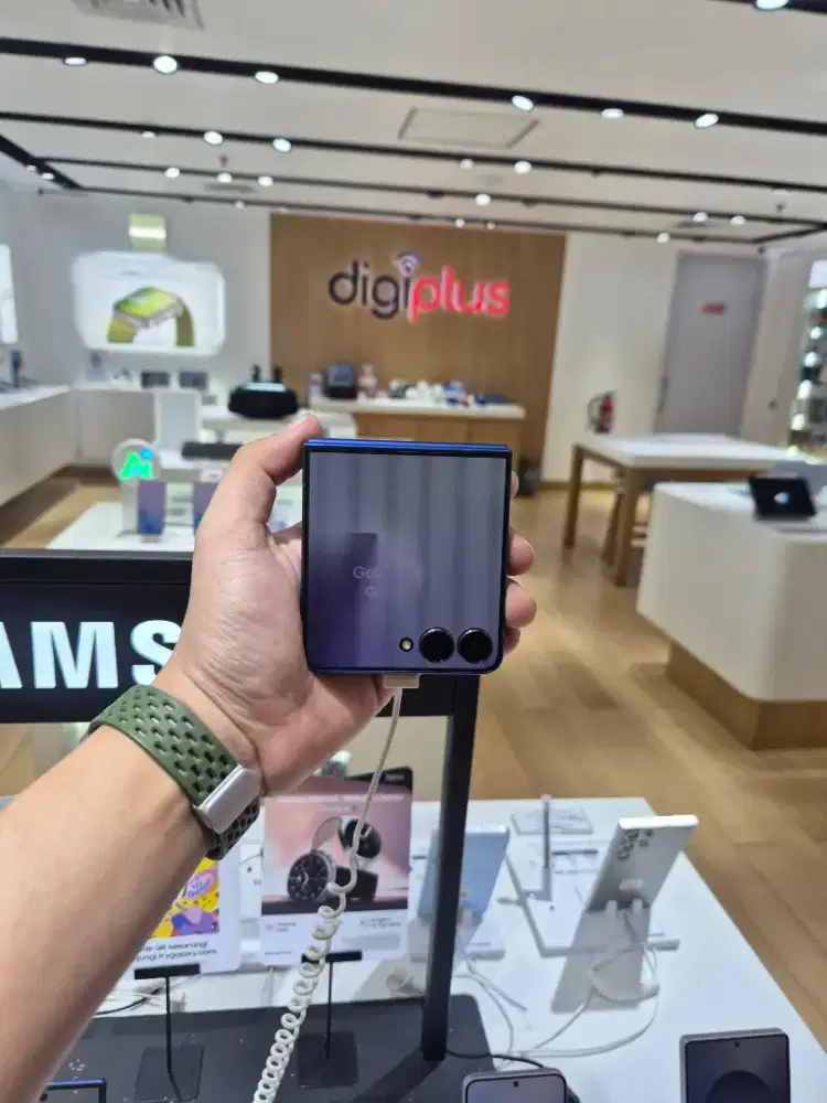 Samsung galaxy Z flip 7