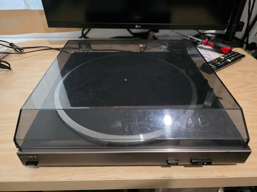 Sony PS-D705 Stereo Turntable System Vinyl Piringan Hitam