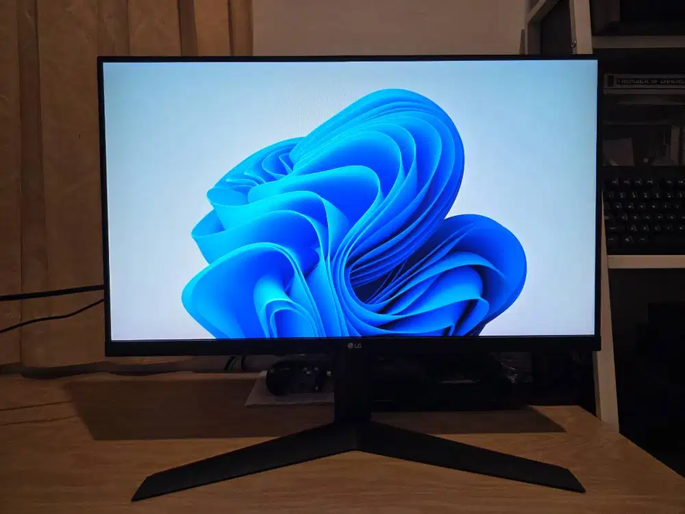 Monitor 27 Inch IPS LG UltraGear 27GL650F 1080p 144 Hz