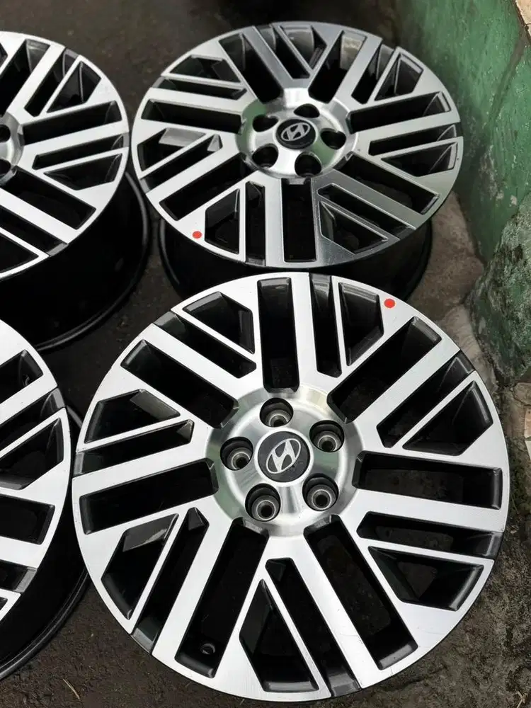 Velg HYUNDAI Palisada R.18 ori
