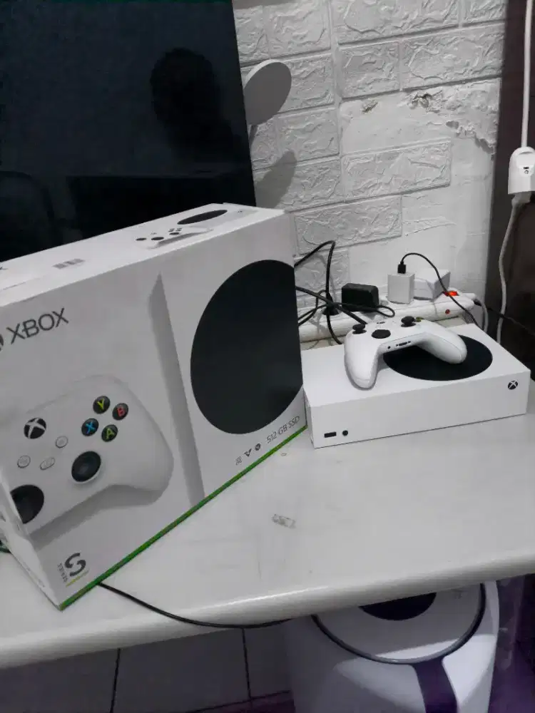 Xbox S Series White