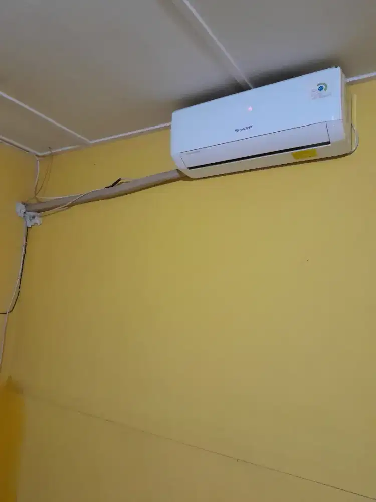 Jual cepat AC  sharp1/2 pk turbo hemat watt