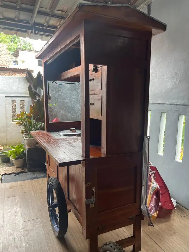 Jual cepat gerobak mi ayam