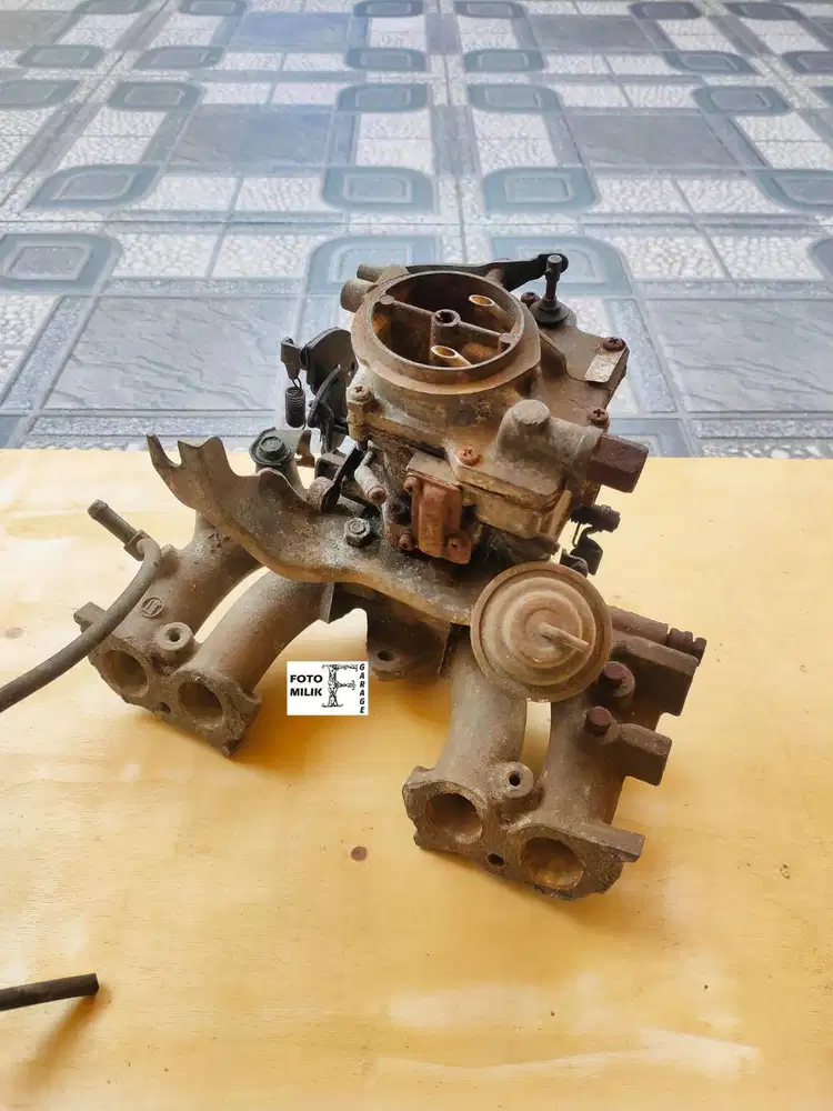 Set Karburator dan Intake Manifold Toyota Corolla DX Carburator Karbu
