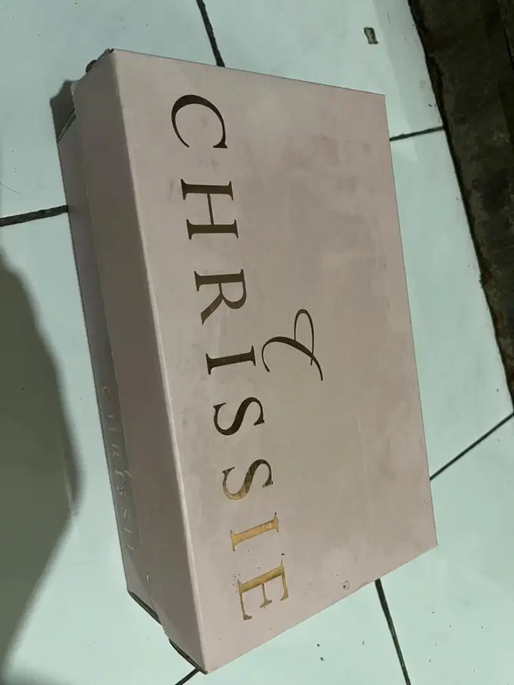 Sepatu merk chrissie