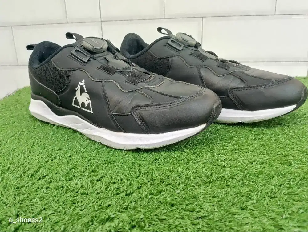 Sepatu LeCoq sporty