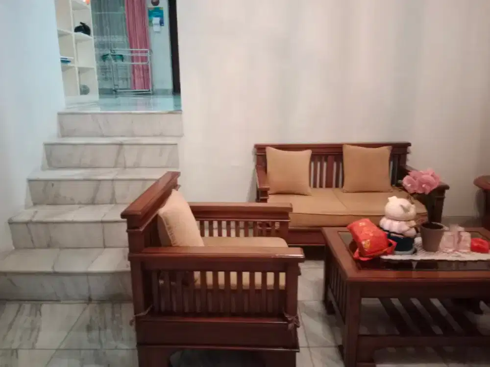 Dijual Rumah Siap Huni Main road Setrasari